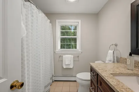 7 Primrose Lane Salem NH 03079