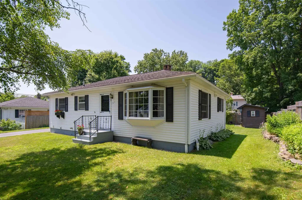 29 Leonard Street Barre City VT 05641