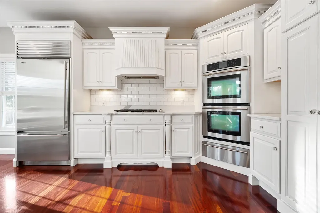 39 Ticklefancy Lane Salem NH 03079