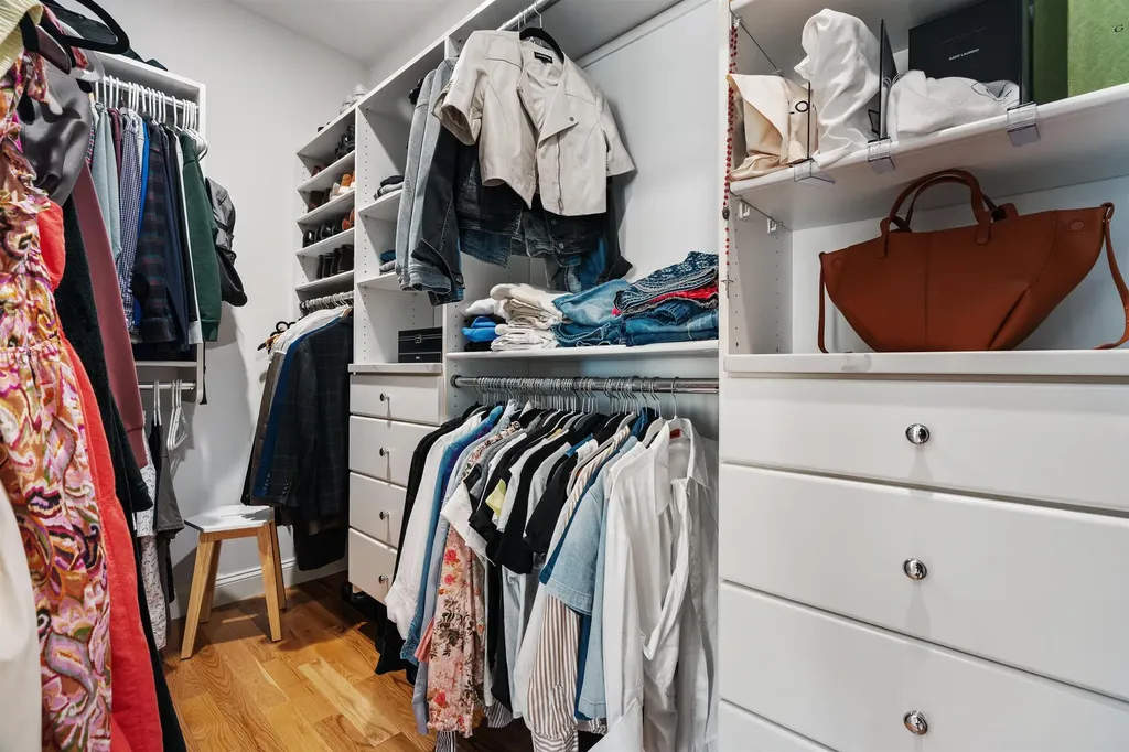 39 Ticklefancy Lane Salem NH 03079