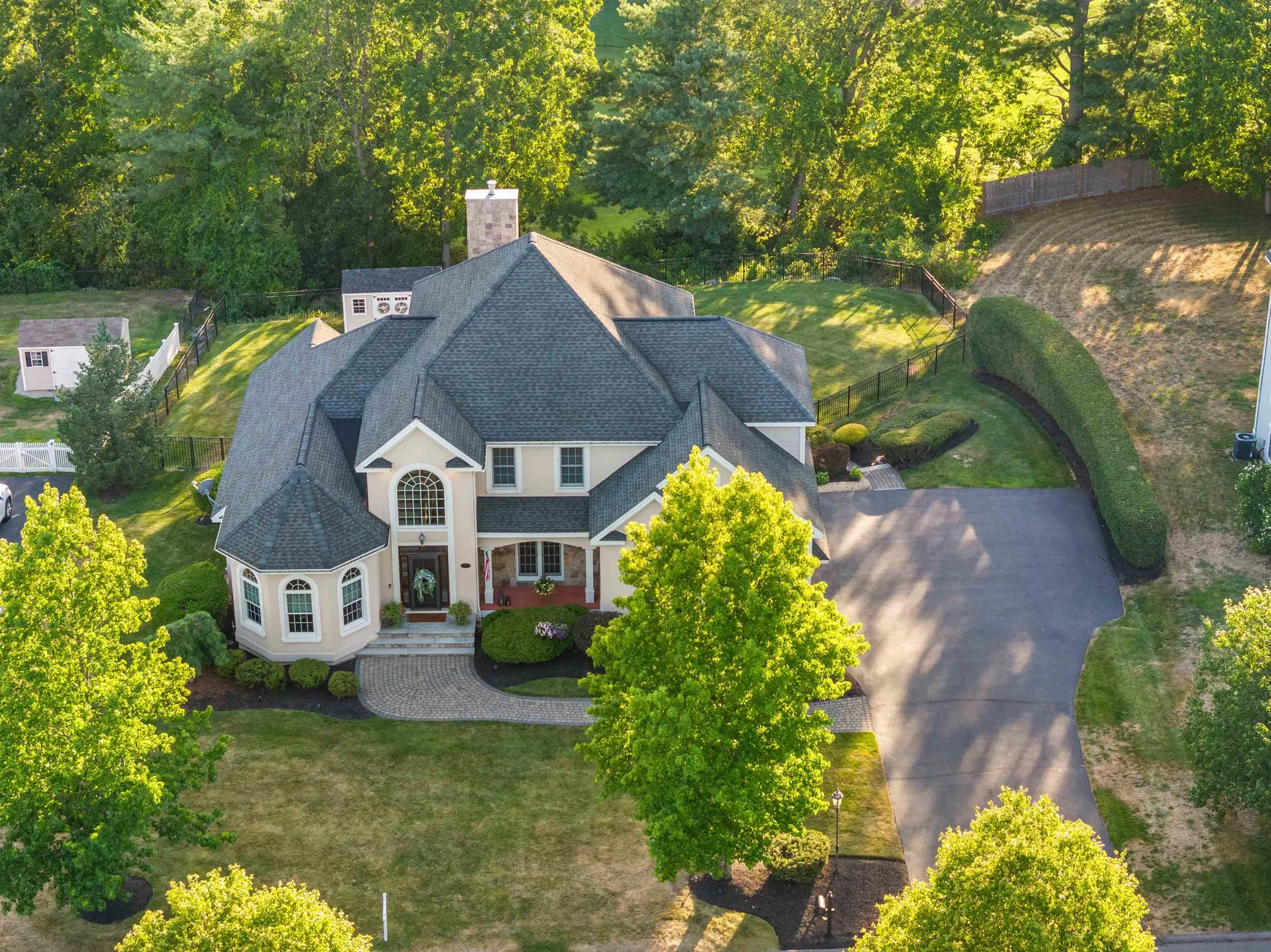 39 Ticklefancy Lane Salem NH 03079