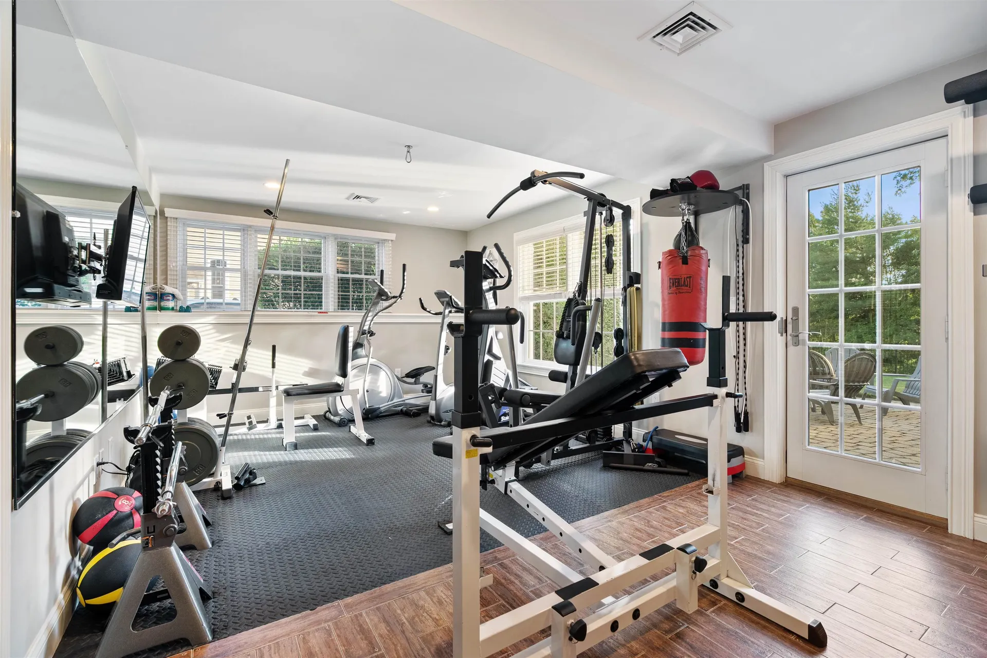 39 Ticklefancy Lane Salem NH 03079