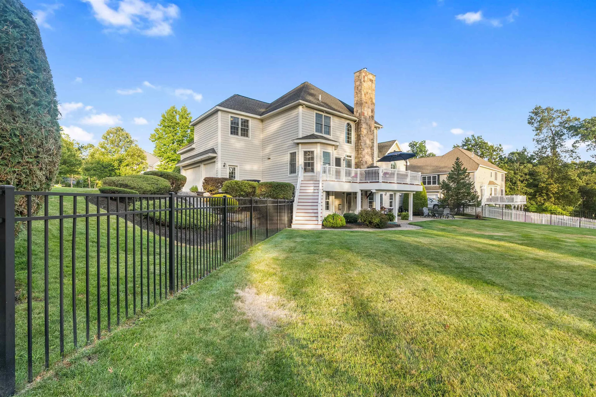 39 Ticklefancy Lane Salem NH 03079