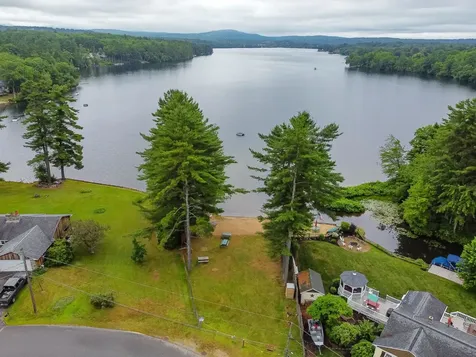 13 Anthony Drive Laconia NH 03246
