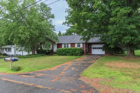13 Anthony Drive Laconia NH 03246
