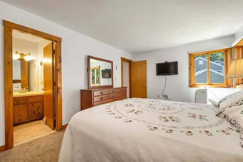 1 Barbers Pole Road Tuftonboro NH 03816