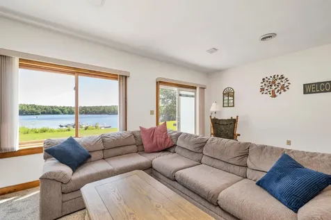 1 Barbers Pole Road Tuftonboro NH 03816