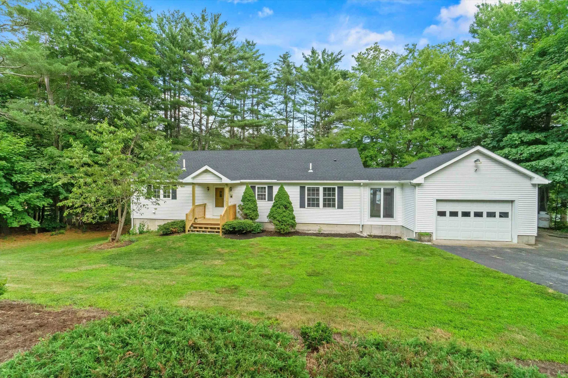 31 Winant Road Pittsfield NH 03263