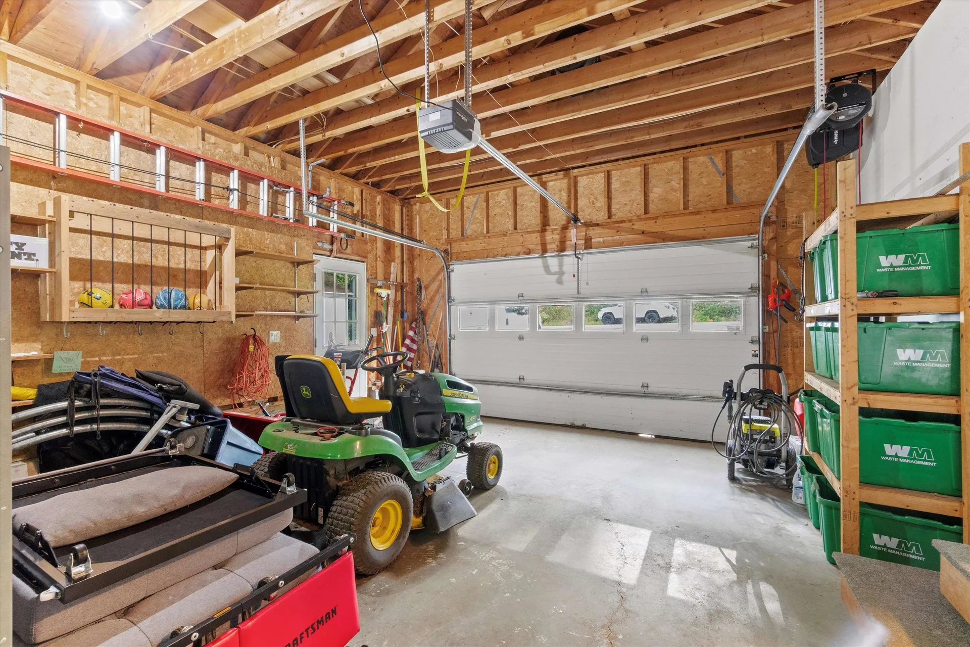 31 Winant Road Pittsfield NH 03263