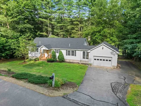 31 Winant Road Pittsfield NH 03263