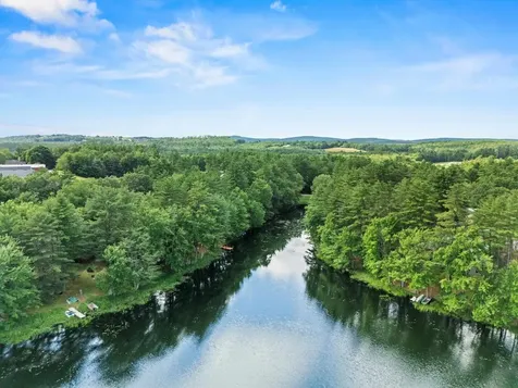 31 Winant Road Pittsfield NH 03263