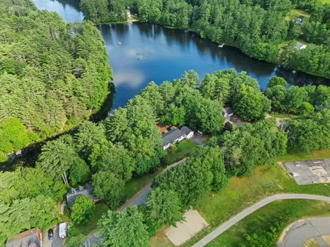 31 Winant Road Pittsfield NH 03263