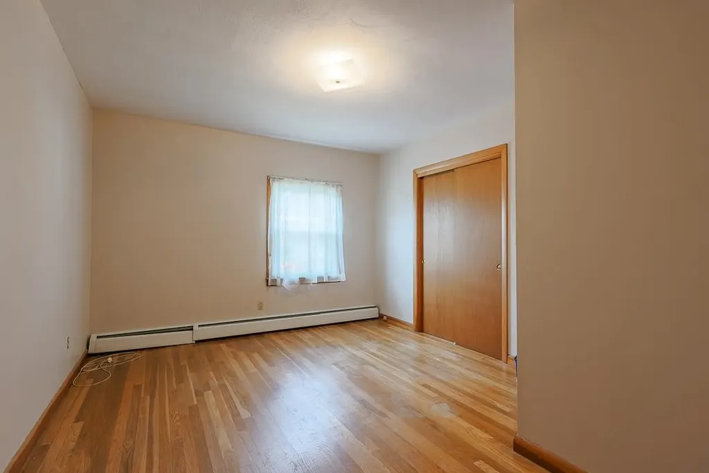 185 Cushing Avenue Manchester NH 03109