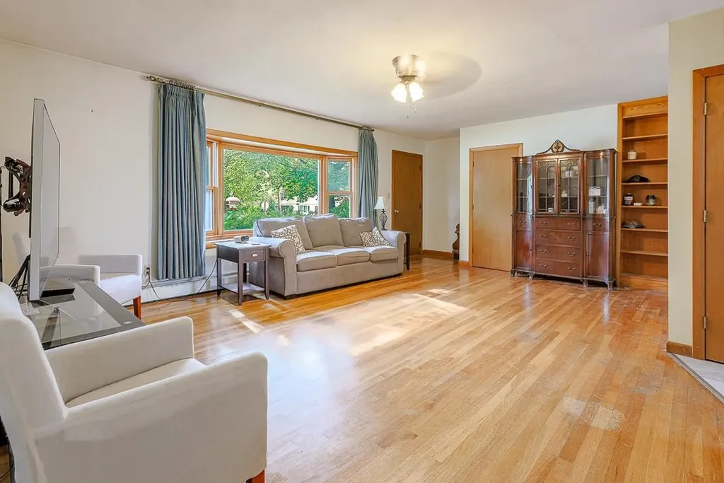 185 Cushing Avenue Manchester NH 03109