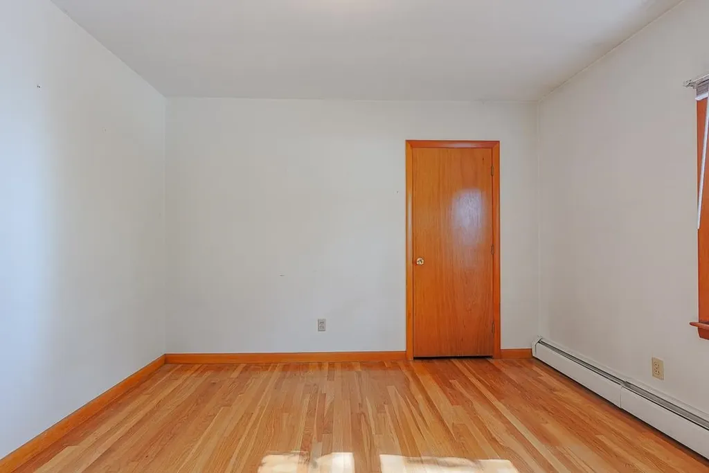 185 Cushing Avenue Manchester NH 03109