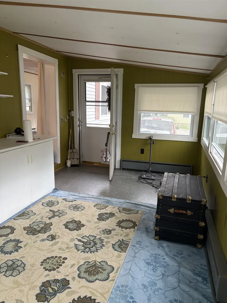 15 Quinn Street Tilton NH 03276
