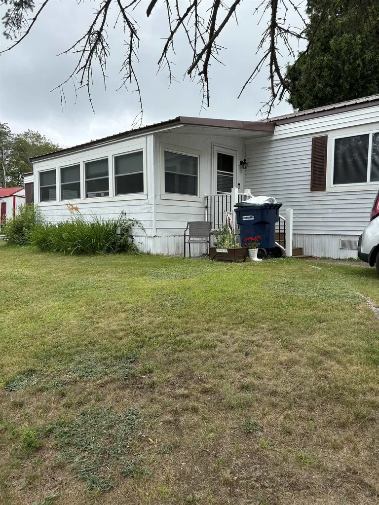 15 Quinn Street Tilton NH 03276