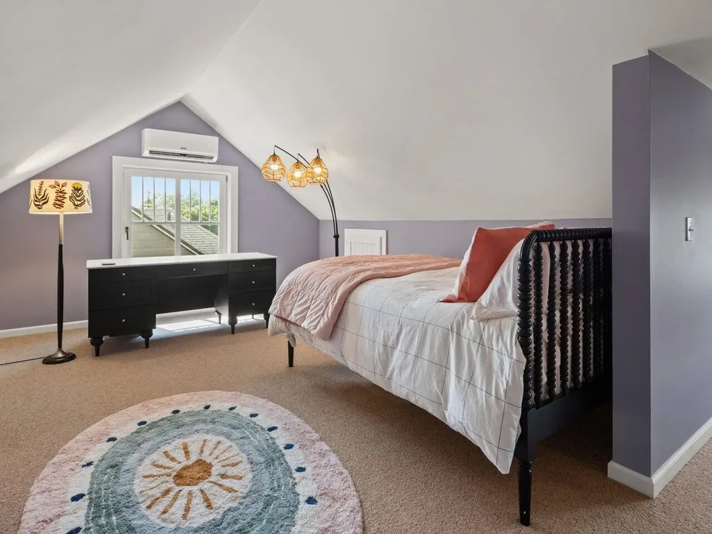 48 Henderson Terrace Burlington VT 05401