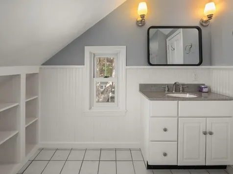 48 Henderson Terrace Burlington VT 05401