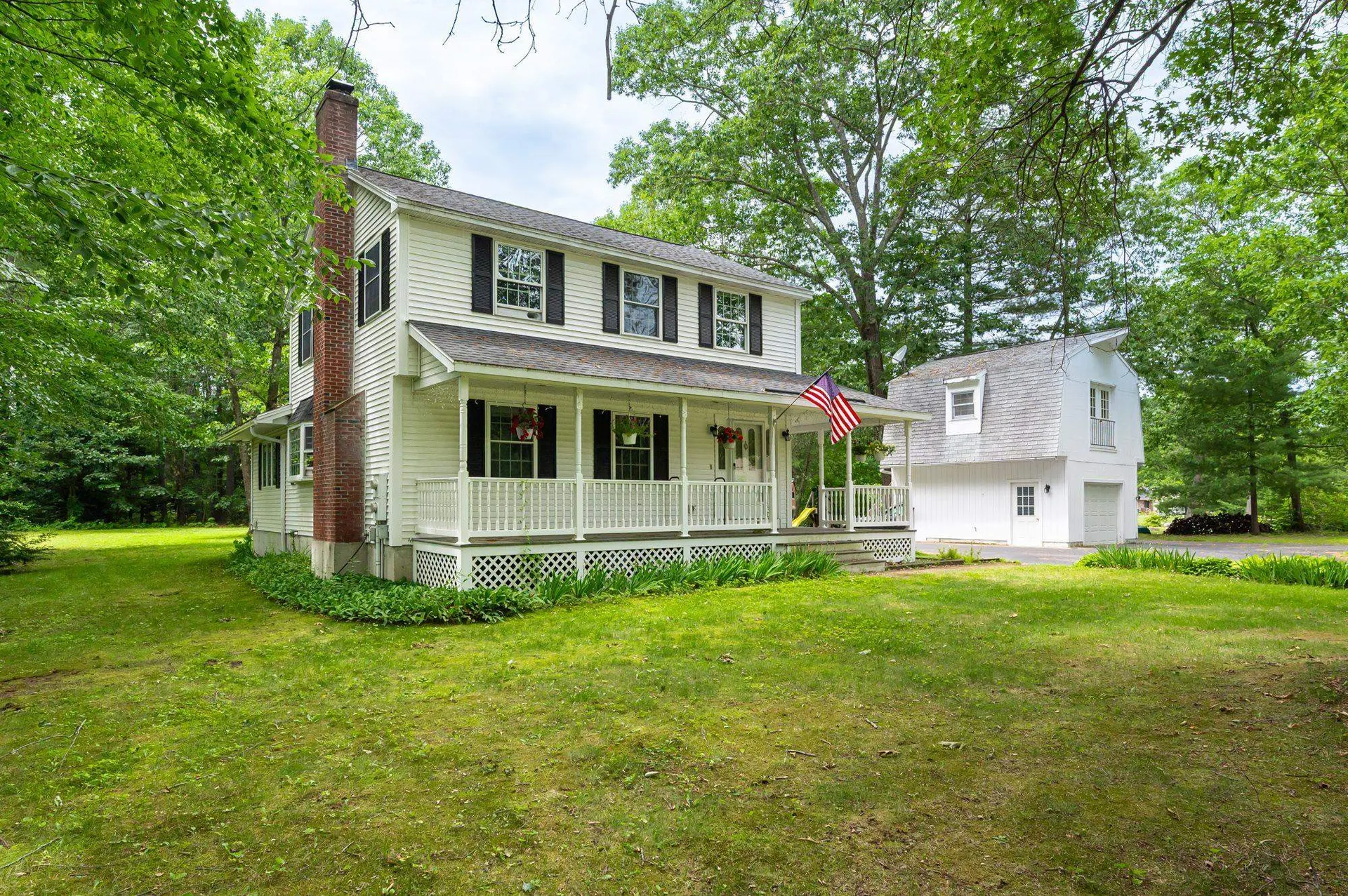 8 Davidson Avenue Merrimack NH 03054