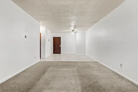 4 Pembroke Drive Derry NH 03038