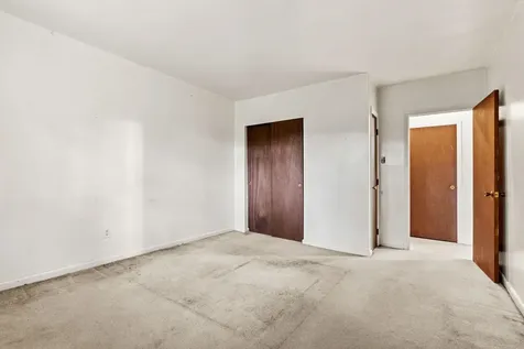 4 Pembroke Drive Derry NH 03038