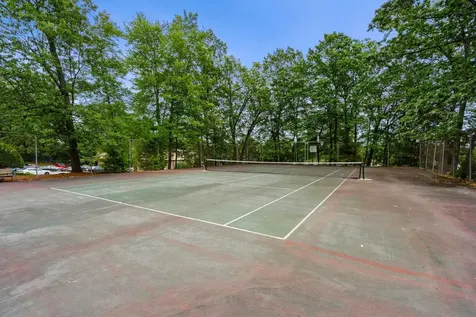 4 Pembroke Drive Derry NH 03038