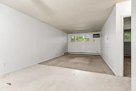 4 Pembroke Drive Derry NH 03038