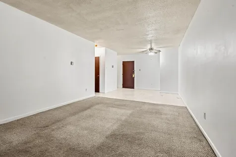 4 Pembroke Drive Derry NH 03038