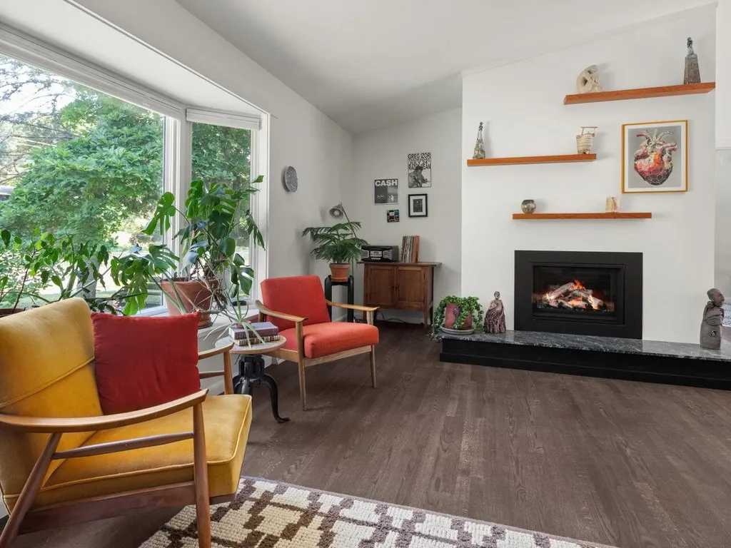 366 South Cove Road Burlington VT 05401