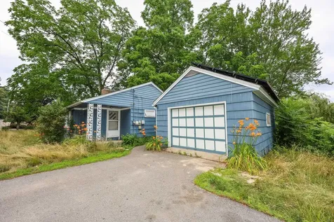 755 Mammoth Road Manchester NH 03104