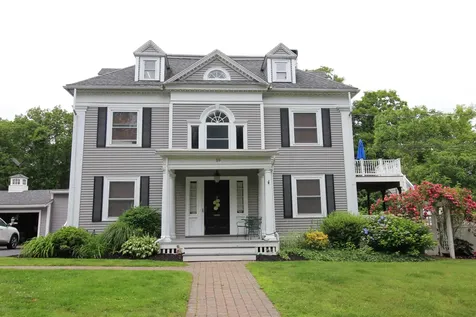 59 Court Street North Andover MA 01845
