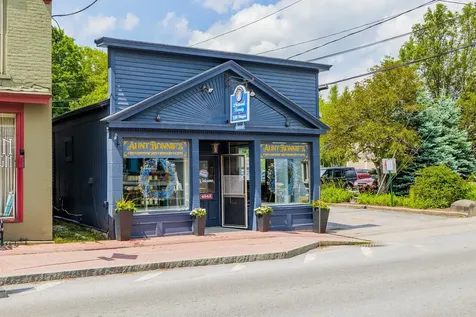 4943 Main Street Manchester VT 05255