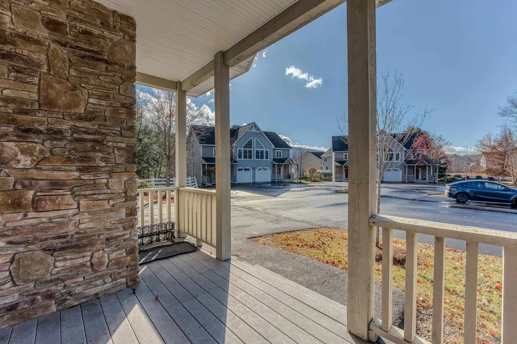 140 Woodland Loop Lincoln NH 03251