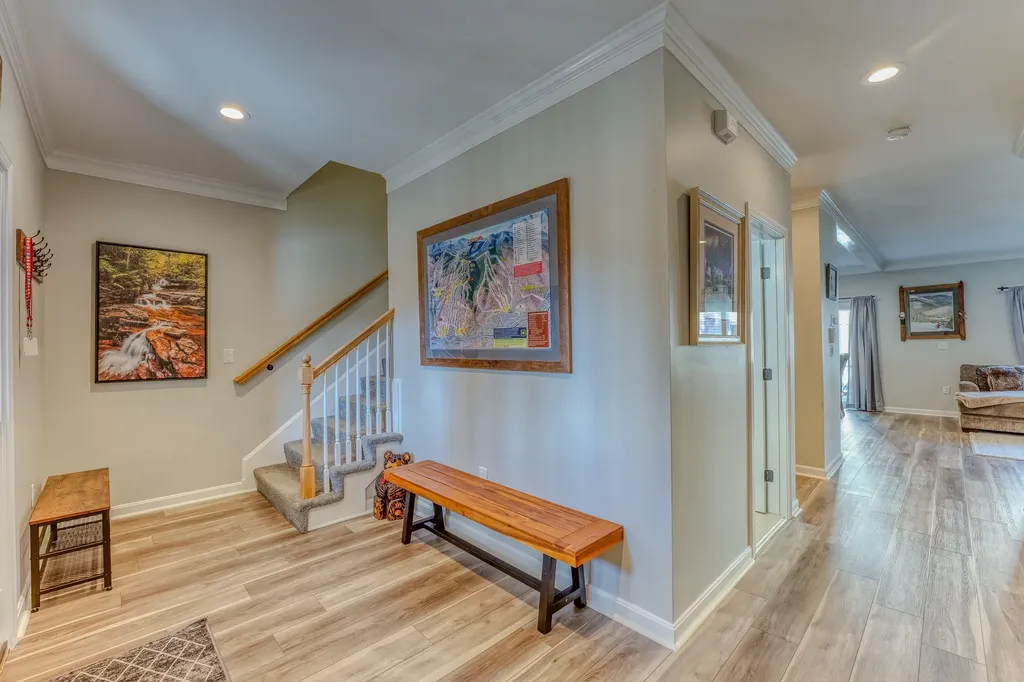 140 Woodland Loop Lincoln NH 03251