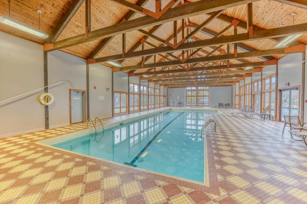 140 Woodland Loop Lincoln NH 03251