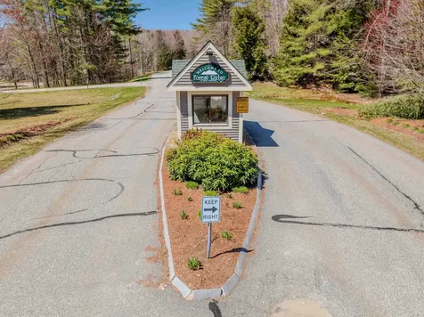 140 Woodland Loop Lincoln NH 03251
