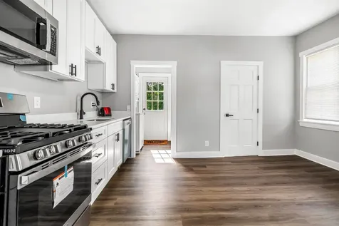 22 River Street Exeter NH 03833