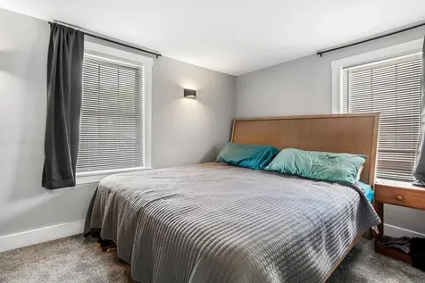 22 River Street Exeter NH 03833