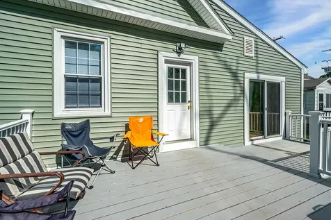 22 River Street Exeter NH 03833