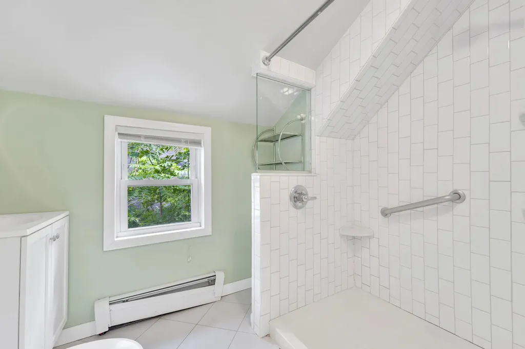 317 Laurel Street Manchester NH 03103