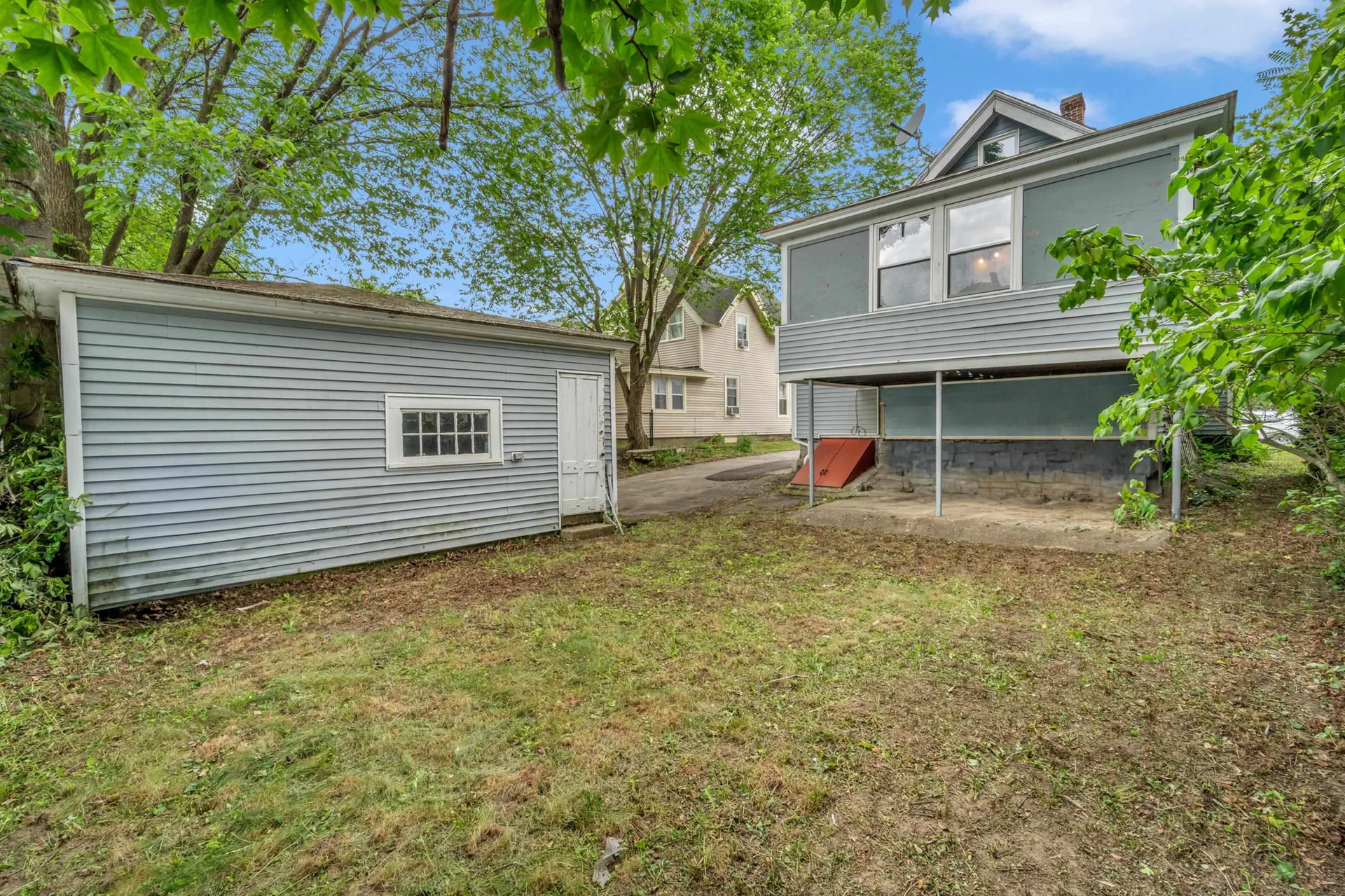 317 Laurel Street Manchester NH 03103