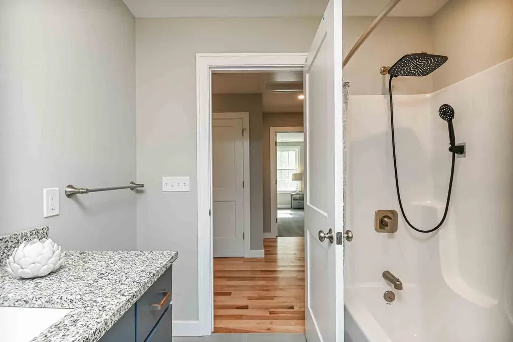 26 Tanner Circle Newmarket NH 03857