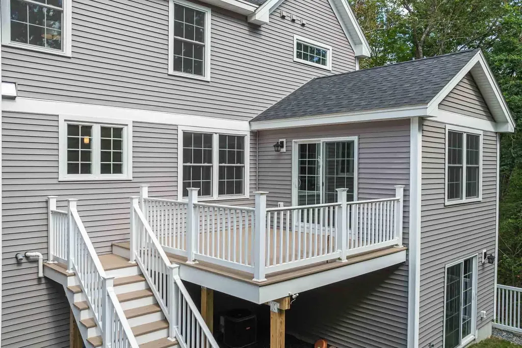26 Tanner Circle Newmarket NH 03857
