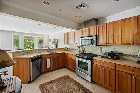 26 Hermit Thrush Lane South Burlington VT 05403