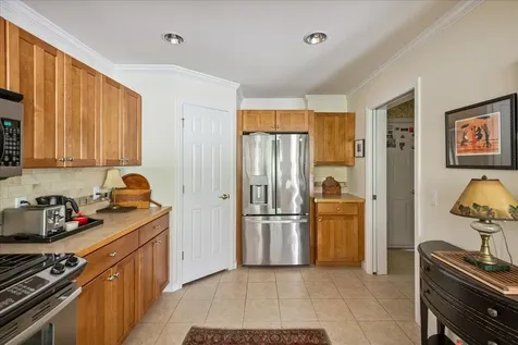 26 Hermit Thrush Lane South Burlington VT 05403