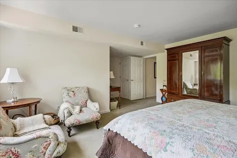 26 Hermit Thrush Lane South Burlington VT 05403