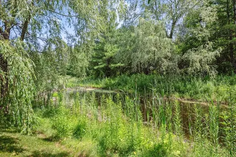 26 Hermit Thrush Lane South Burlington VT 05403