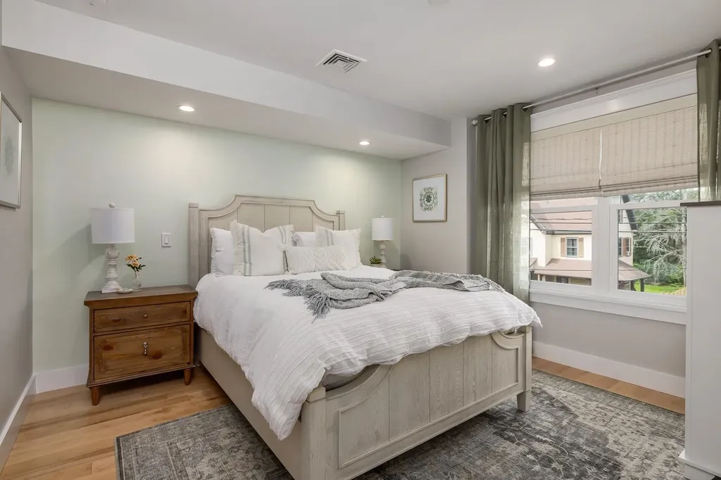 1230 Islington Street Portsmouth NH 03801