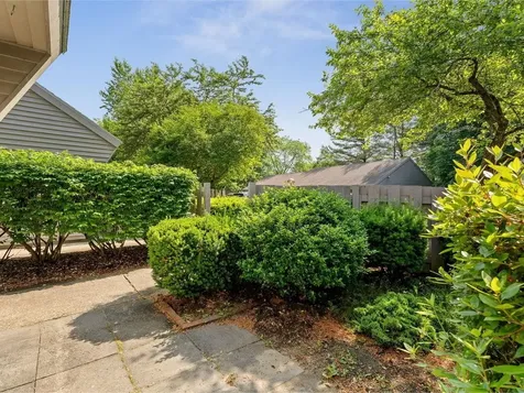 507 South Beach Road South Burlington VT 05403